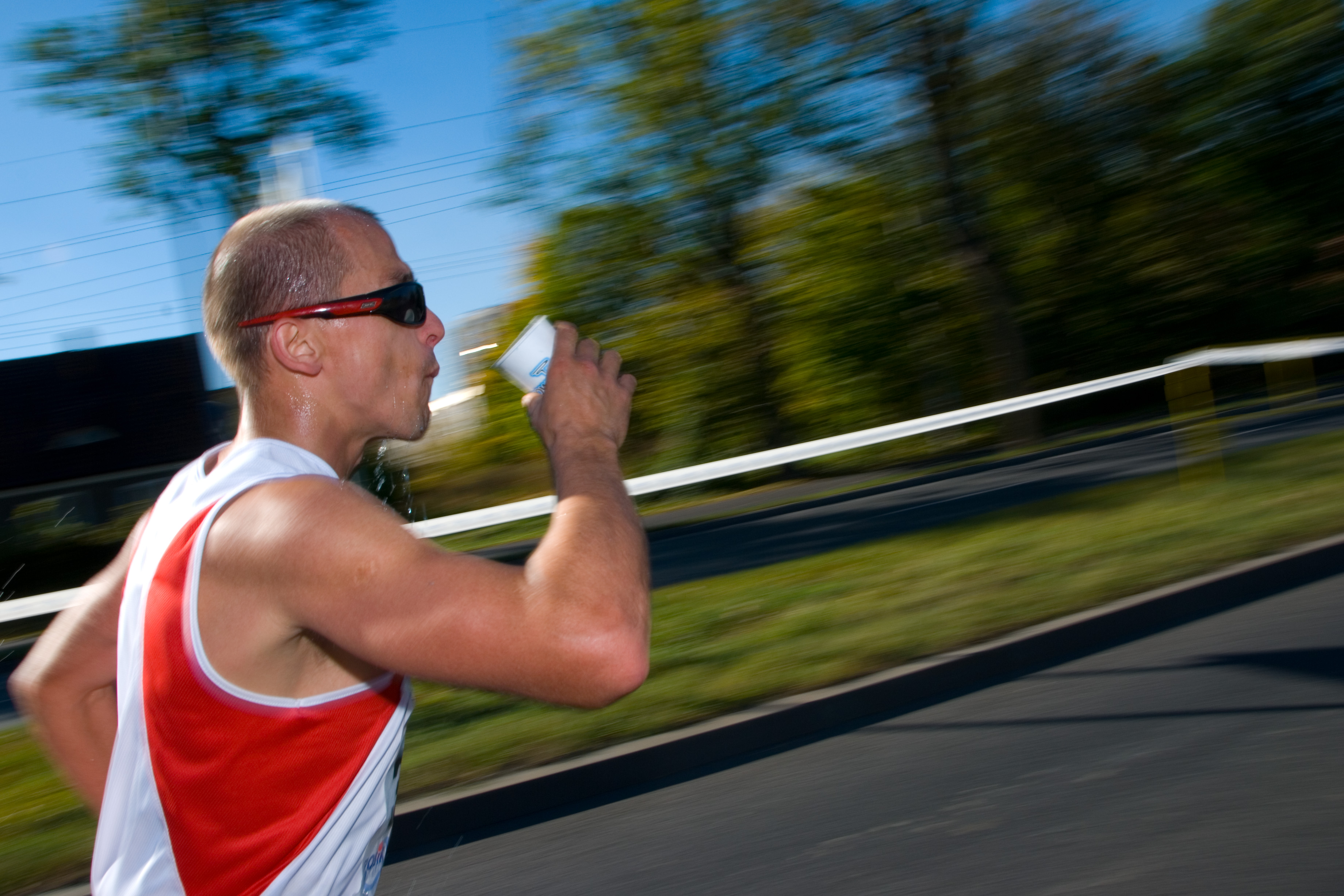 Dove mettere l’acqua quando corri: le migliori borracce da running