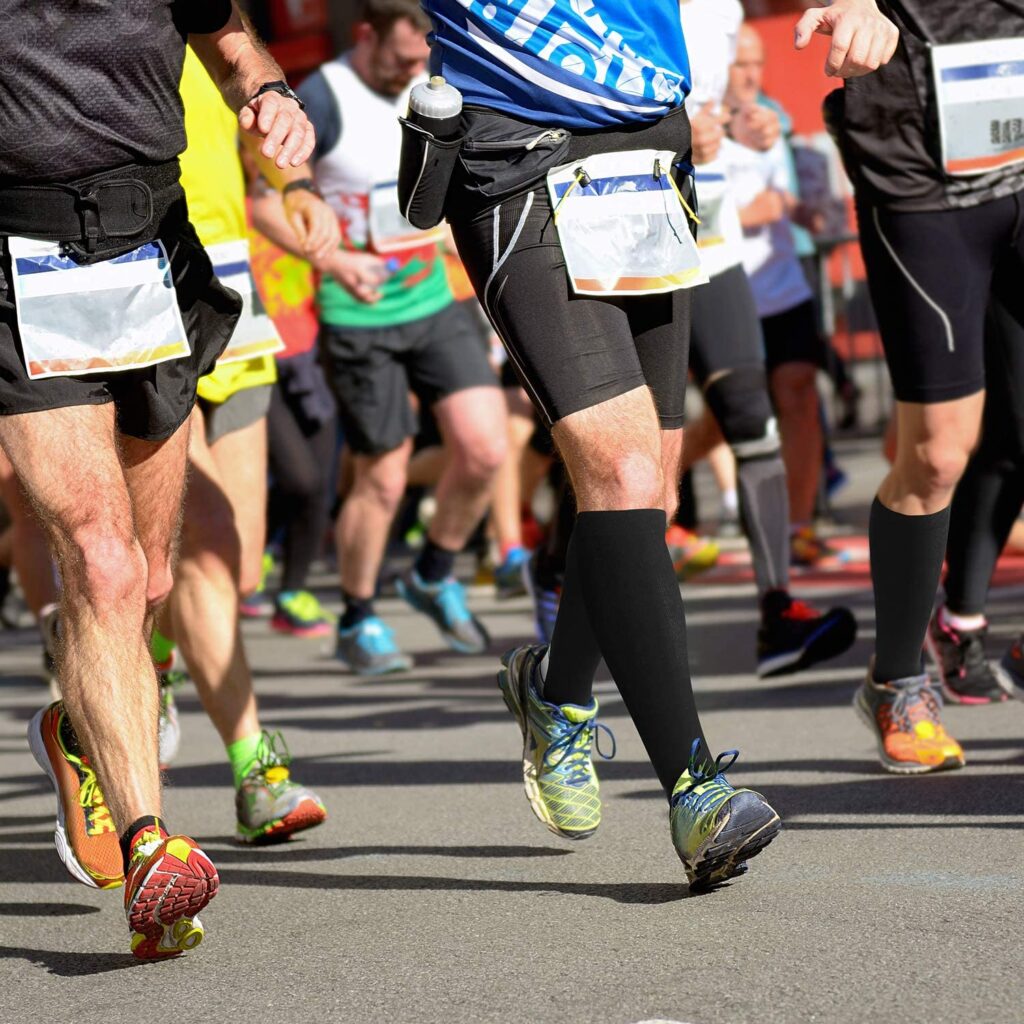 Acquista su Amazon Weekend 2 Paia di Calze a Compressione Graduata per Uomo E Donna, Running, maratona
